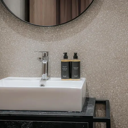 Hotel apartamentowy Hermes &