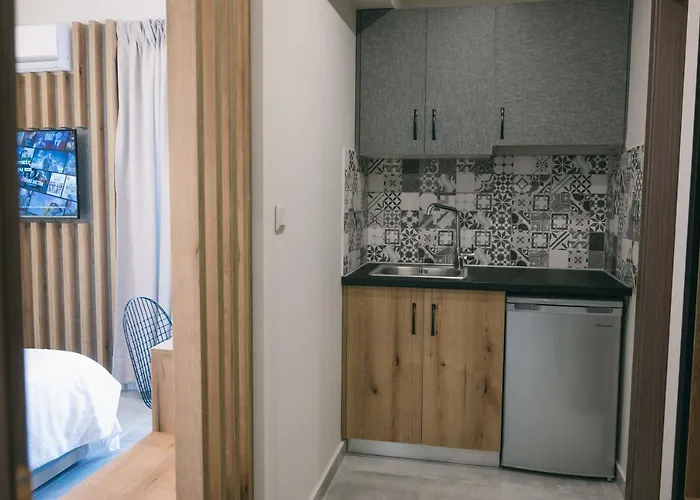 Hermes & 3* Olympiakí Aktí