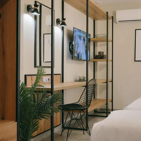 Hermes Rooms & Suites 3*