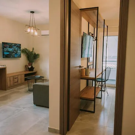 Hermes Rooms & Suites מלון דירות