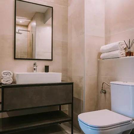 Hermes Rooms & Suites