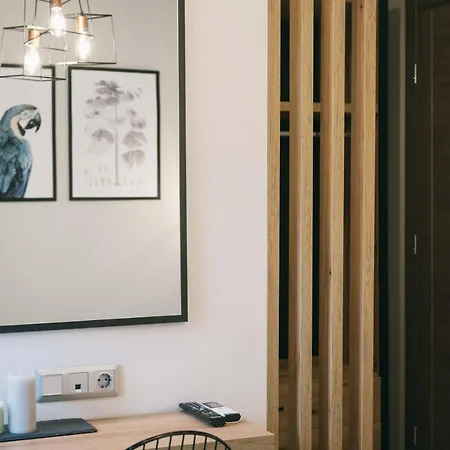 Hermes Rooms & Suites מלון דירות