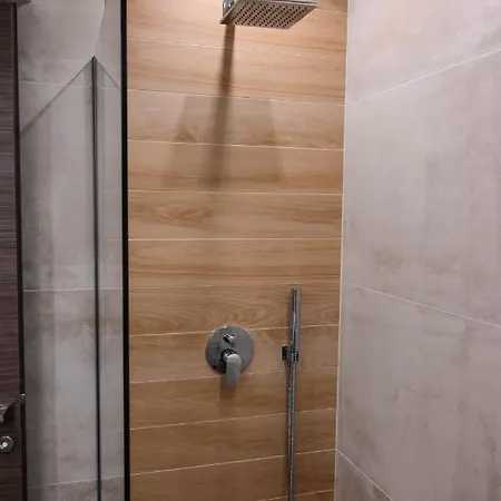 מלון דירות Hermes Rooms & Suites