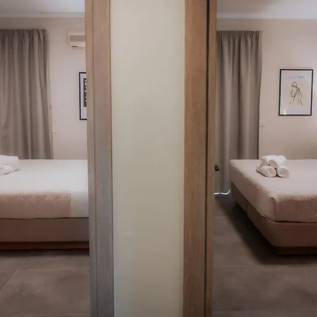 Hermes Rooms & Suites מלון דירות 3*