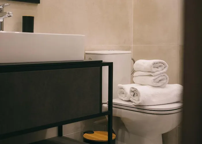 Hermes & Apartahotel Olympiakí Aktí