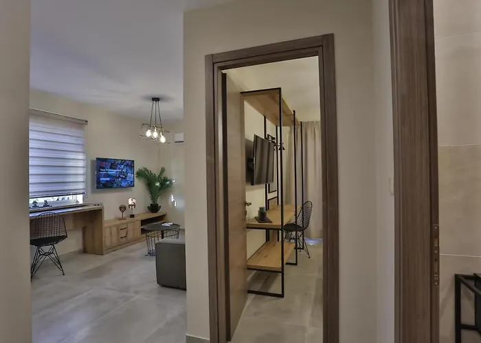 Apartahotel Hermes & Olympiakí Aktí