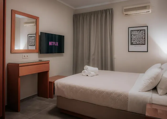 Apartahotel Hermes & 3*