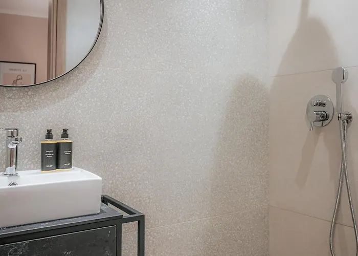 Hermes & Apartahotel Olympiakí Aktí